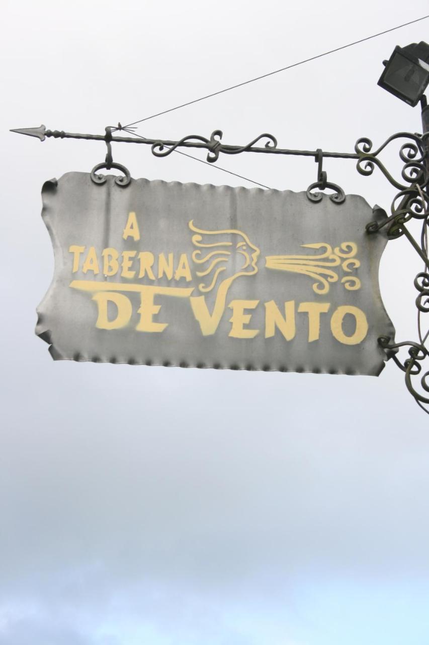 Hotel A Taberna De Vento Lalín Exterior foto